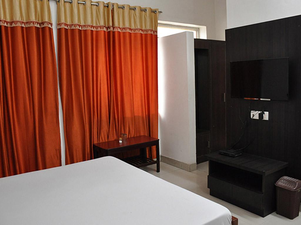 Hotel Pritam Palace Hisār Esterno foto