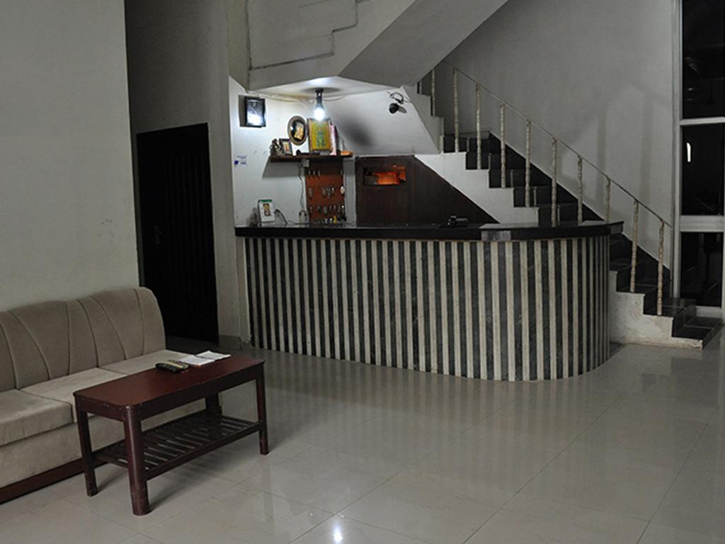 Hotel Pritam Palace Hisār Esterno foto